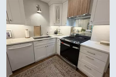 615 Lake Forest Court, Roswell, GA 30076 - Photo 19