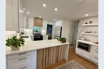 615 Lake Forest Court, Roswell, GA 30076 - Photo 17