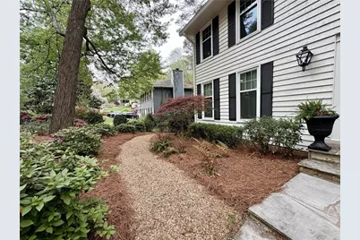 615 Lake Forest Court, Roswell, GA 30076 - Photo 67