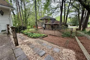 615 Lake Forest Ct, Roswell, GA 30076 - Photo 61