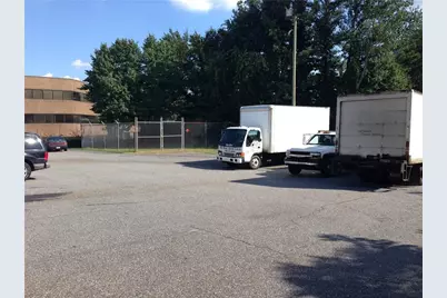 155 Gwinnett Drive, Lawrenceville, GA 30046 - Photo 7