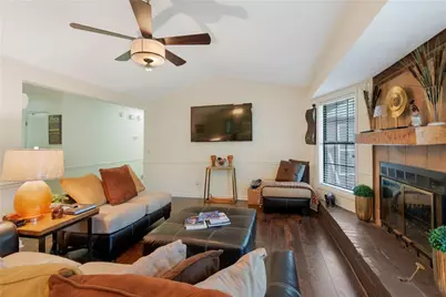 4097 Stacy Lane, Snellville, GA 30039 - Photo 9
