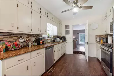 4097 Stacy Lane, Snellville, GA 30039 - Photo 11