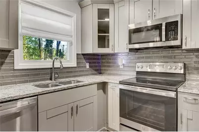 2692 Rockcliff Road SE, Atlanta, GA 30316 - Photo 9