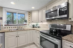 3865 Mabry Rd NE, Roswell, GA 30075 - Photo 15