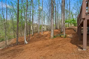 3865 Mabry Rd NE, Roswell, GA 30075 - Photo 31