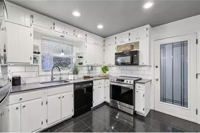 2030 Woodbine Terrace NE, Atlanta, GA 30329 - Photo 13