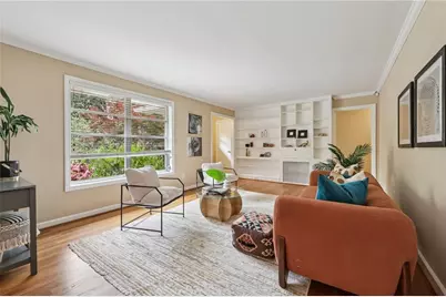 2030 Woodbine Terrace NE, Atlanta, GA 30329 - Photo 7