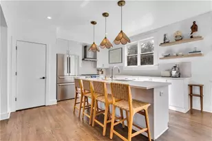 88 Peachtree Memorial Dr NW, Atlanta, GA 30309 - Photo 9