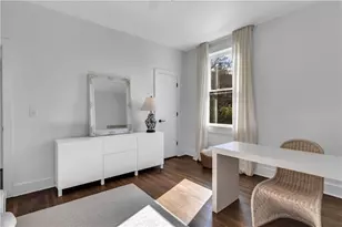 88 Peachtree Memorial Dr NW, Atlanta, GA 30309 - Photo 17