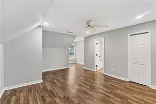 233 Ivy Creek Dr, Loganville, GA 30052 - Photo 31