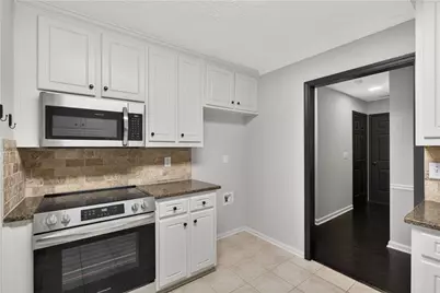 233 Ivy Creek Drive, Loganville, GA 30052 - Photo 11