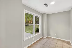 233 Ivy Creek Dr, Loganville, GA 30052 - Photo 13