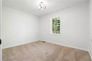 8363 Norris Lake Rd, Snellville, GA 30039 - Photo 15