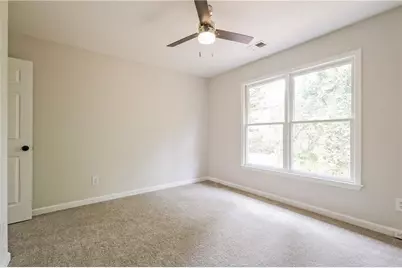 566 Shadow Oaks Drive, Stone Mountain, GA 30087 - Photo 21