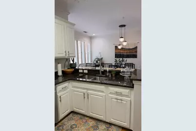 1160 Brookhaven Glen NE, Atlanta, GA 30319 - Photo 13