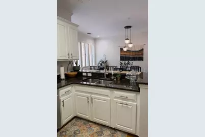 1160 Brookhaven Glen NE, Atlanta, GA 30319 - Photo 13