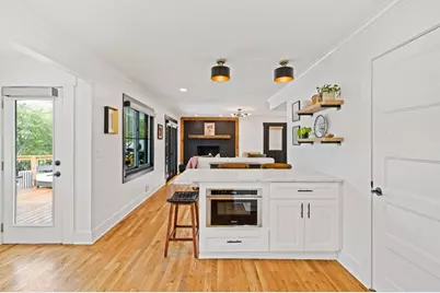 264 Devonwood Dr Drive, Sandy Springs, GA 30328 - Photo 13