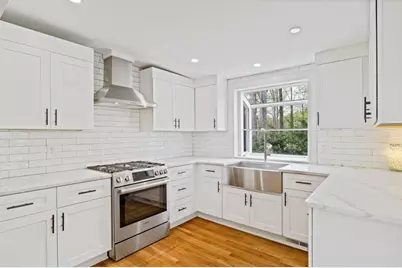 264 Devonwood Dr Drive, Sandy Springs, GA 30328 - Photo 7