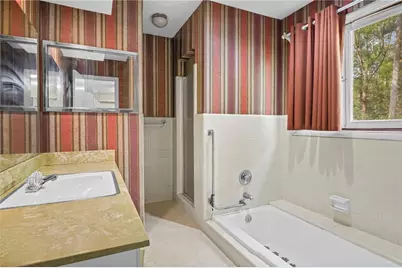 675 Weatherly Lane Lane, Sandy Springs, GA 30328 - Photo 23