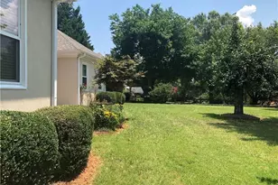 6310 Chestnut Pkwy, Flowery Branch, GA 30542 - Photo 29