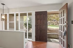 705 Edgewater Trail NW, Sandy Springs, GA 30328 - Photo 11