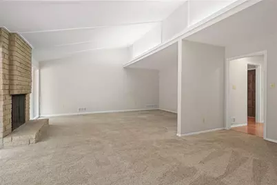 705 Edgewater Trail NW, Sandy Springs, GA 30328 - Photo 15