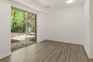 705 Edgewater Trail NW, Sandy Springs, GA 30328 - Photo 31