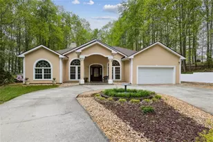 205 Carruth Rd, Jefferson, GA 30549 - Photo 1