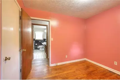 2261 Clairmont Circle, Snellville, GA 30078 - Photo 11