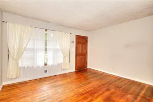 2261 Clairmont Circle, Snellville, GA 30078 - Photo 5