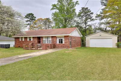 2261 Clairmont Circle, Snellville, GA 30078 - Photo 3