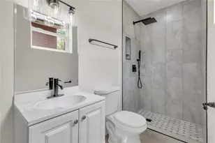 3706 Chesapeake Way, Atlanta, GA 30344 - Photo 33