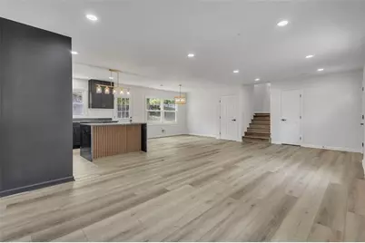 3706 Chesapeake Way, Atlanta, GA 30344 - Photo 15