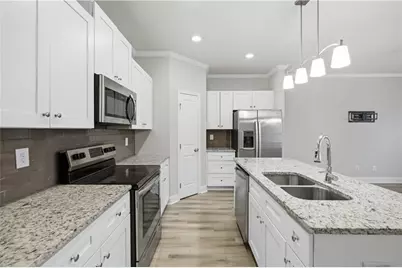 4816 Kittle Way, Lilburn, GA 30047 - Photo 5