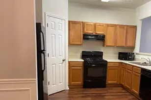 3884 Dandridge Way, Duluth, GA 30096 - Photo 3