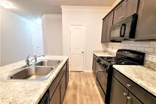 349 Turtle Creek Dr, Winder, GA 30680 - Photo 9