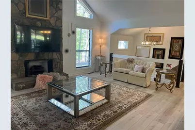 8555 Colony Club Drive, Alpharetta, GA 30022 - Photo 13