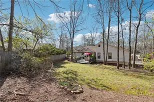 8555 Colony Club Dr, Alpharetta, GA 30022 - Photo 55