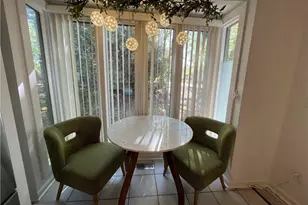 8555 Colony Club Dr, Alpharetta, GA 30022 - Photo 23