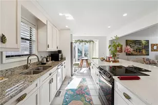 8555 Colony Club Dr, Alpharetta, GA 30022 - Photo 27