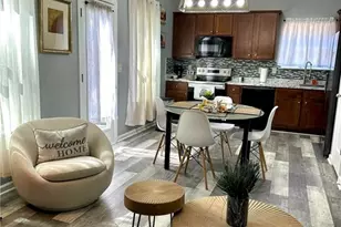 754 Lobdale Falls Dr, Lawrenceville, GA 30045 - Photo 7