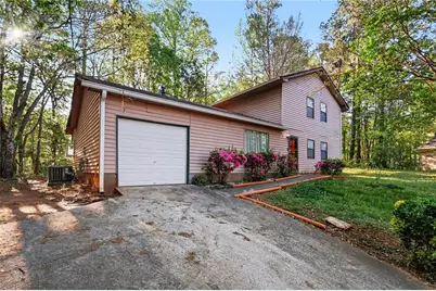 3808 Shane Court, Ellenwood, GA 30294 - Photo 3