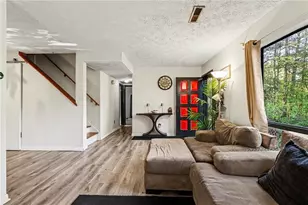 3808 Shane Ct, Ellenwood, GA 30294 - Photo 9