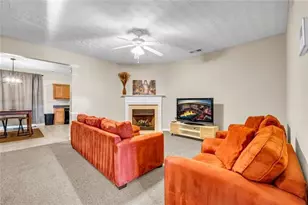 1246 Adcox Square, Stone Mountain, GA 30088 - Photo 7