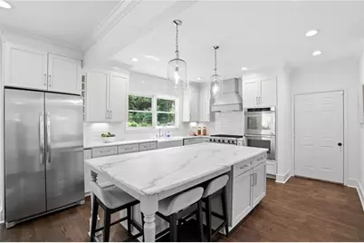 3975 Peachtree Dunwoody Road NE, Atlanta, GA 30342 - Photo 11