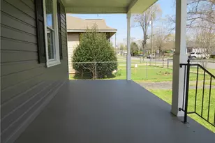 293 4th St, Cedartown, GA 30125 - Photo 5