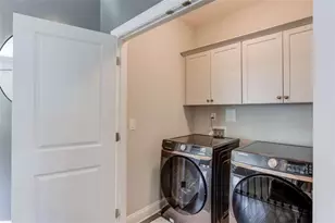 1450 Edgebrook Ct, Atlanta, GA 30329 - Photo 17