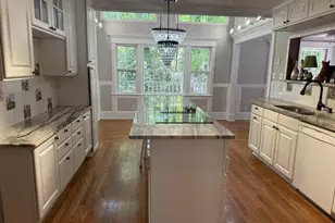 5382 Lanford Springs Ct, Lilburn, GA 30047 - Photo 9