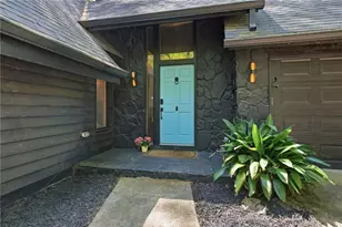 240 Summerfield Dr, Alpharetta, GA 30022 - Photo 1